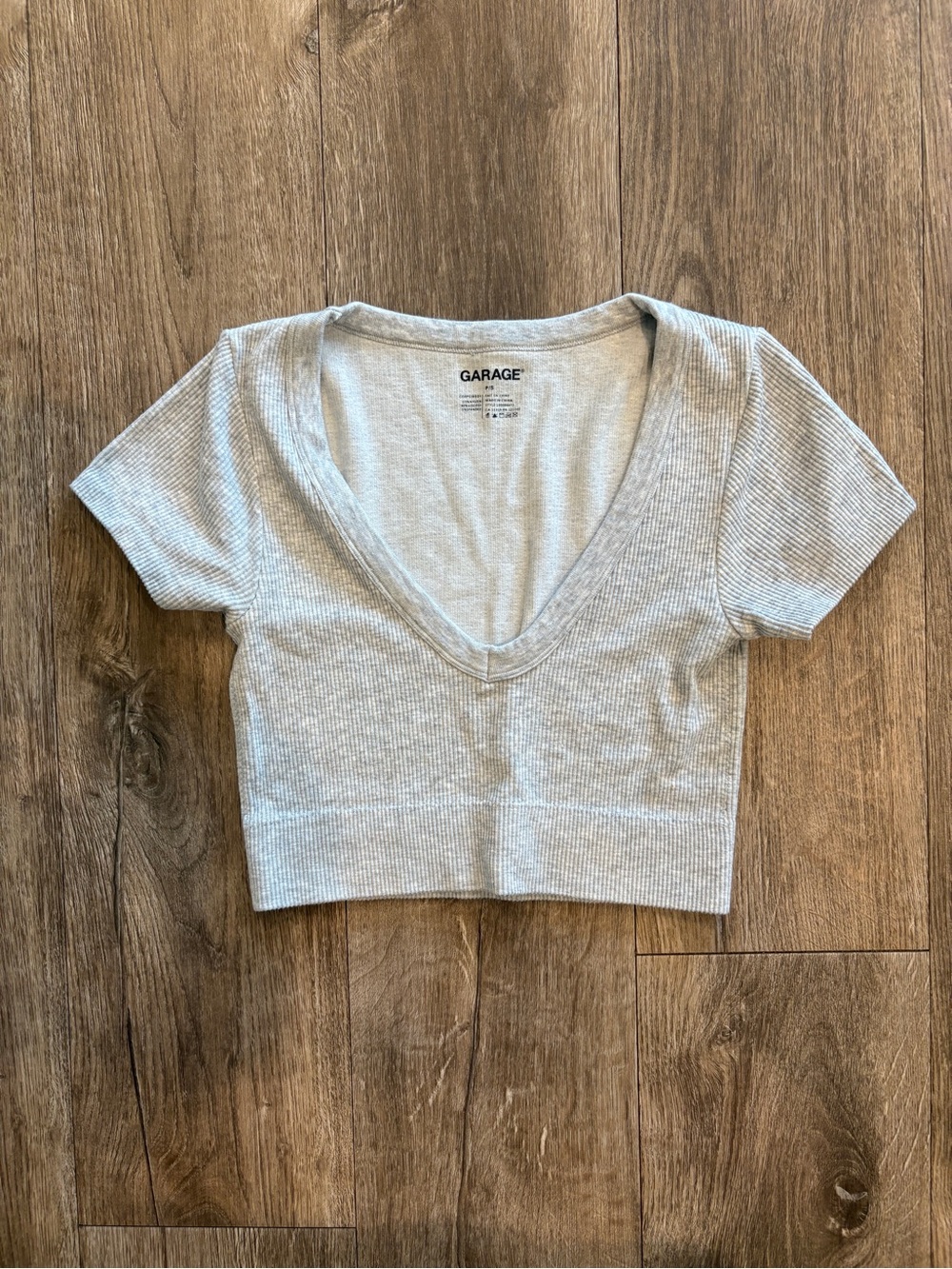 Garage Light Gray Ribbed V-Neck Cropped Tee